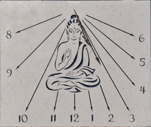 Réalisation d’un cadran solaire Zen, avec un Bouddha comme personnalisation.