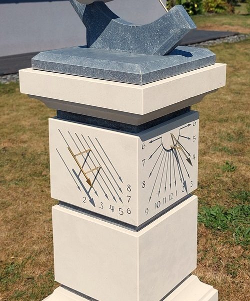 H1220 – Cadran Solaire Sans Nom