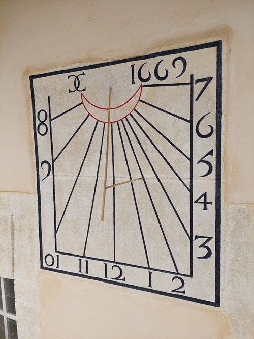 Restauration cadran solaire